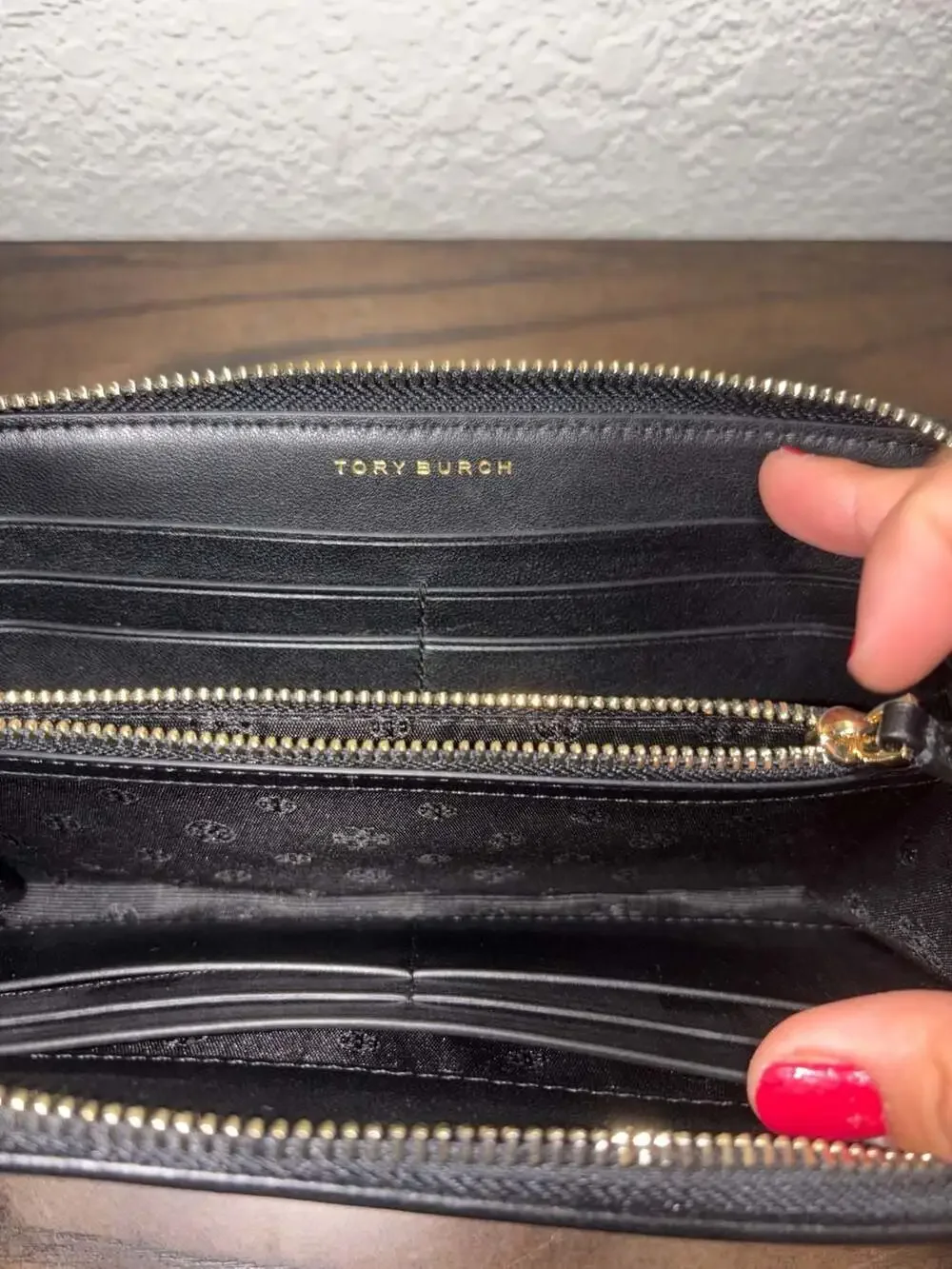 Tory Burch Savannah Continental Quilted Leather Zip Wallet